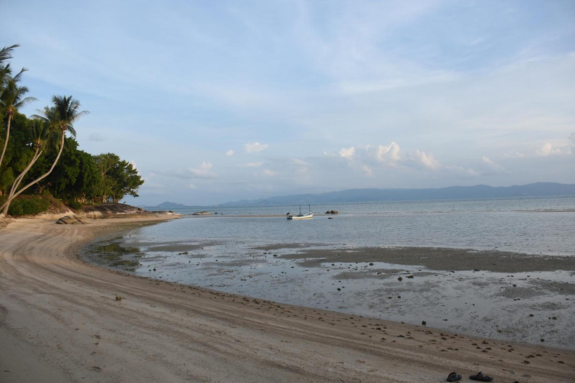 Blue Lotus Resort Baan Tai Buitenkant foto