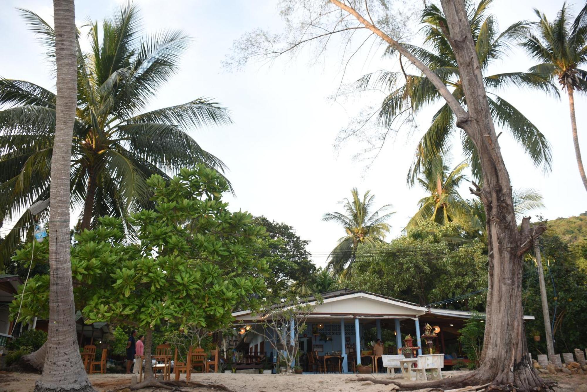 Blue Lotus Resort Baan Tai Buitenkant foto