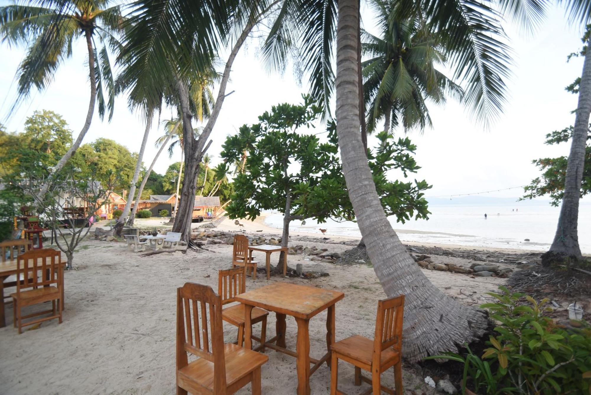 Blue Lotus Resort Baan Tai Buitenkant foto