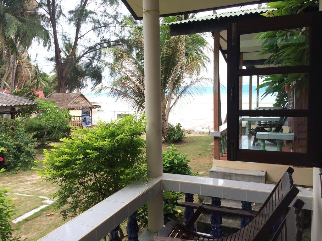 Blue Lotus Resort Baan Tai Buitenkant foto